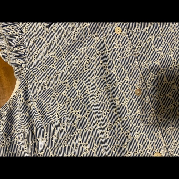 Lilly Pulitzer Lenox Button Down Stripe Eyelet Top, sz 6, NWT - Picture 6 of 7